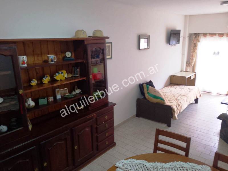 caballito alquiler Temporario AMOBLADO 4 adultos. sala dividida, 2 habitaciones, cocina, ba�o, lavadero y balc�n