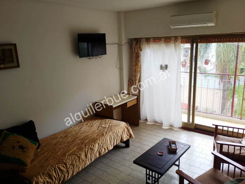 caballito alquiler Temporario AMOBLADO 4 adultos. Living, 2 habitaciones, cocina, ba�o, lavadero y balc�n