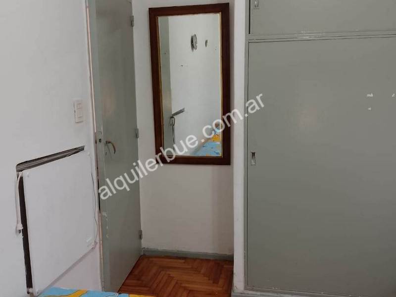 Devoto Alquiler Departamento 40 m. Habitacion y sala con balcn Frances AMOBLADO 3 adultos