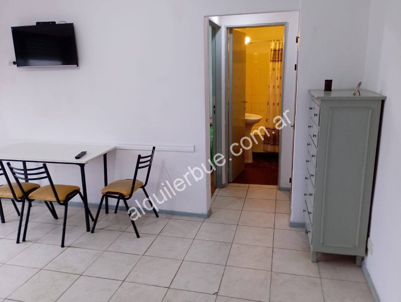 Devoto Alquiler Departamento 40 m. Habitacion y sala con balc�n Frances AMOBLADO 3 adultos